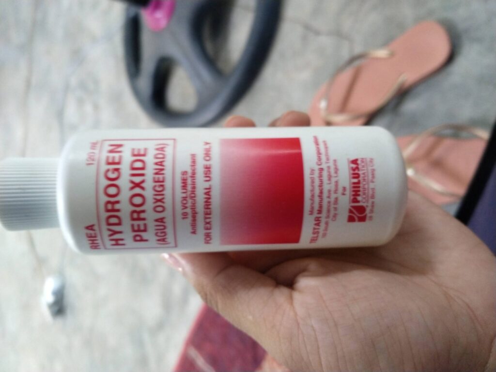 How to Dye Your Hair With Hydrogen Peroxide Here's What You Need To Do